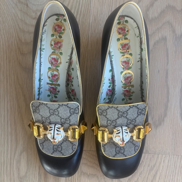 Gucci Women's Tiger Head Heeled Loafers Leather and GG Coated Canvas - Picture 5 of 9